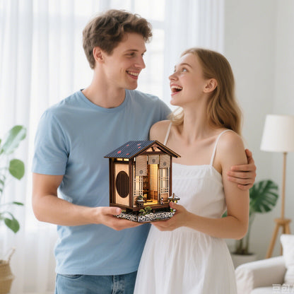 Moss-Lantern Harmony Garden