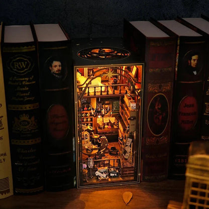 HiNooki - Mira Magic HouseBook Nook