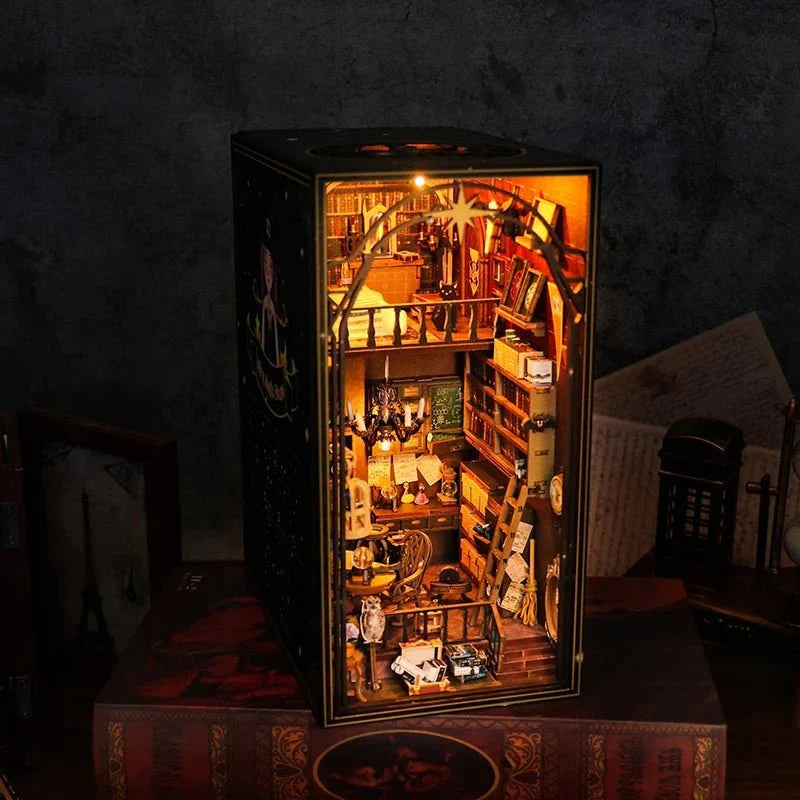 HiNooki - Mira Magic HouseBook Nook